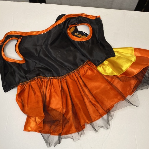 Beautiful Butterfly Dog Halloween Costume Rubie’s Pet Shop Boutique - Picture 9 of 10